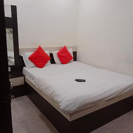 Hotel Nahta Palace Ujjain Ngoại thất bức ảnh
